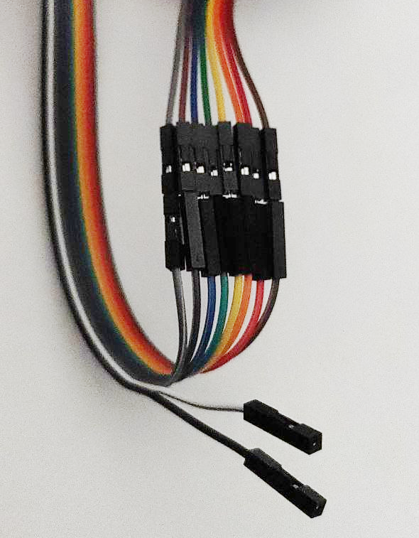 Umsetzen der Kabel von Stecker zu Kupplung. (Ich hatte keine Kabel mit Kupplungen auf der einen und Steckern auf der anderen Seite. Daher: Stecker-Stecker auf Kupplung-Kupplung).